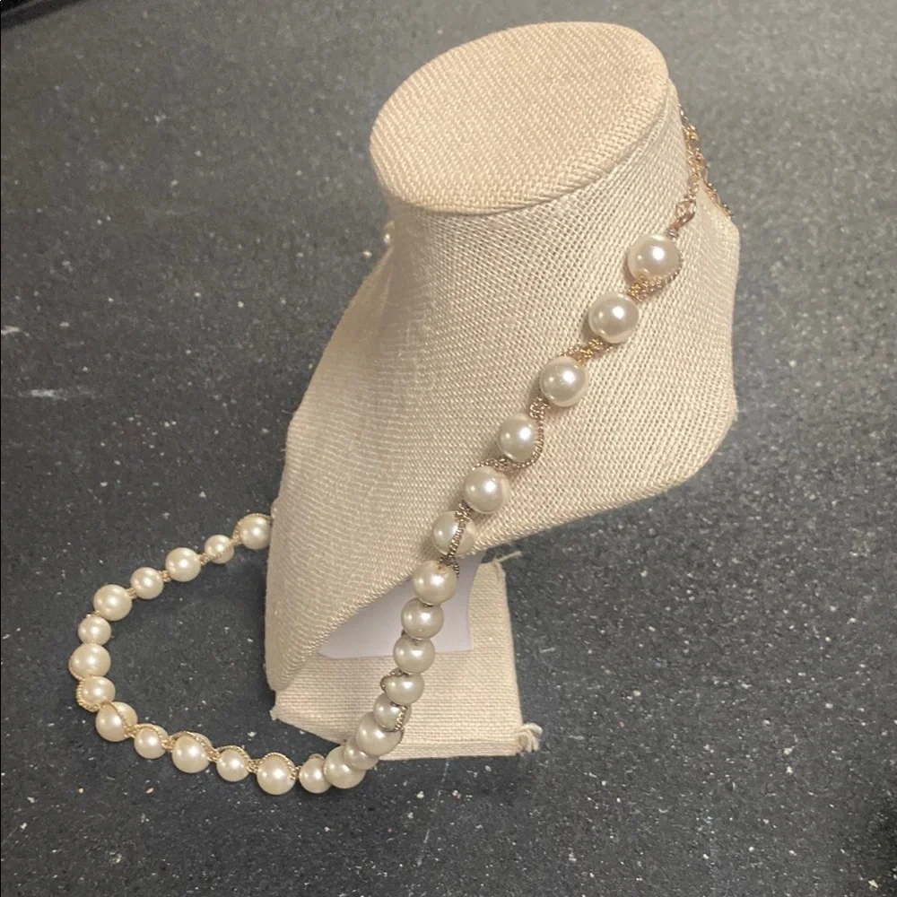 Elegant Pearl Necklace